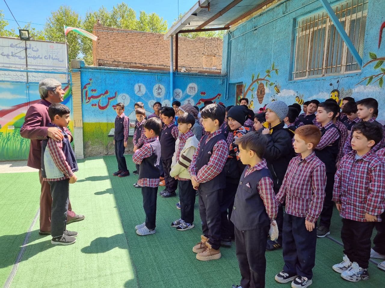 دانشآموزان همراه ، افتخار مدرسه و خانواده