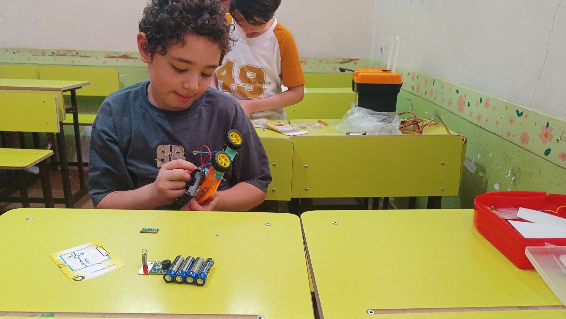 برگزاری کلاس های رباتیک و الکترونیک ترم یک